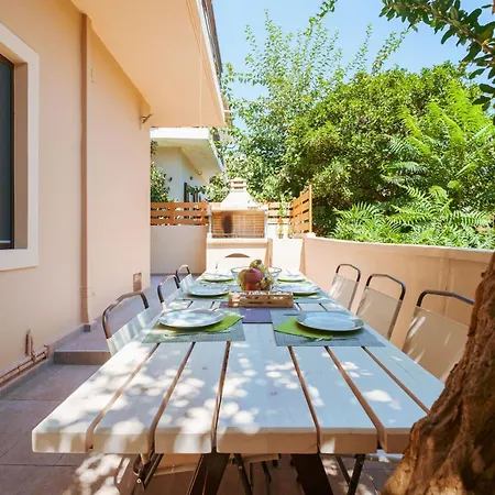 Casa Veranda - 3 Bedroom House With Bbq & Backyard La Canea